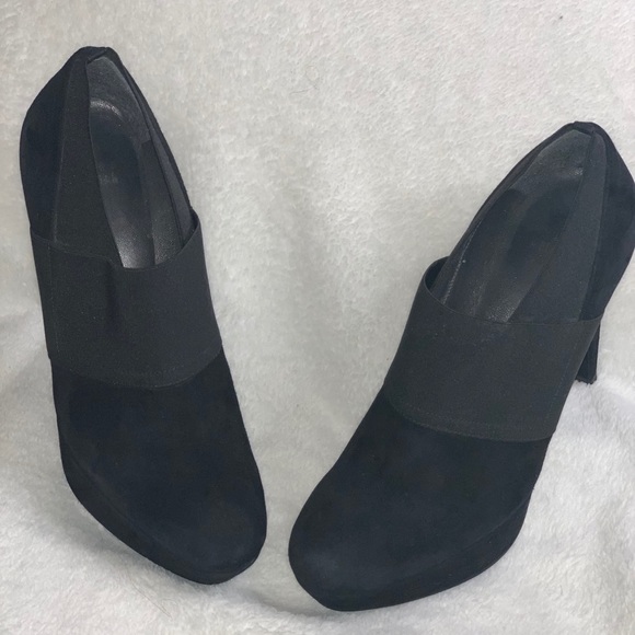 Stuart Weitzman Wrap It Up booties - Picture 2 of 8